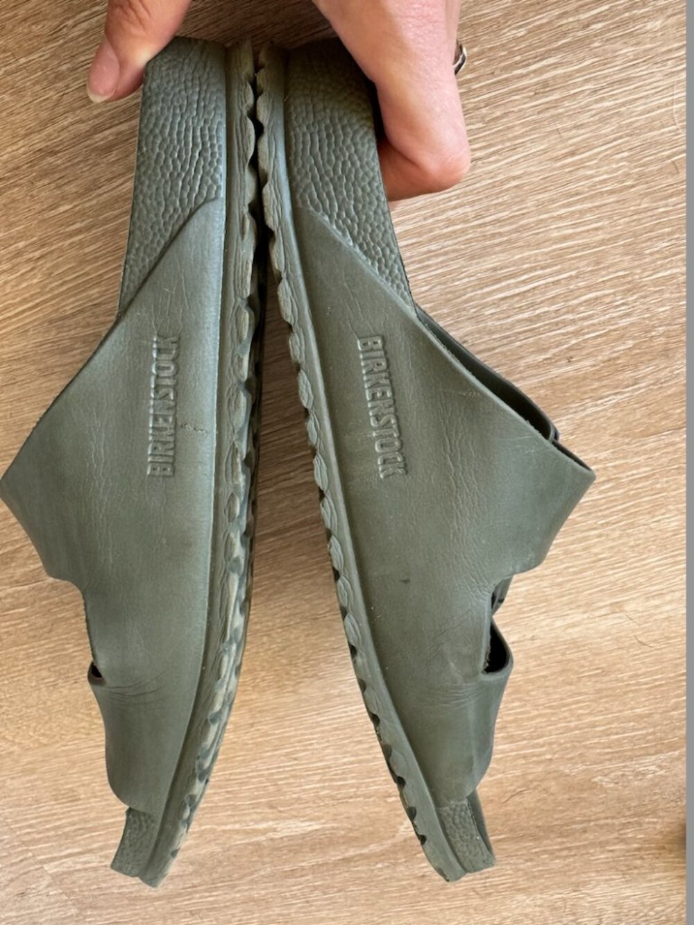 BRAND NEW Birkenstock Green Arizona Sandals in Size 43 - Picture 10 of 11